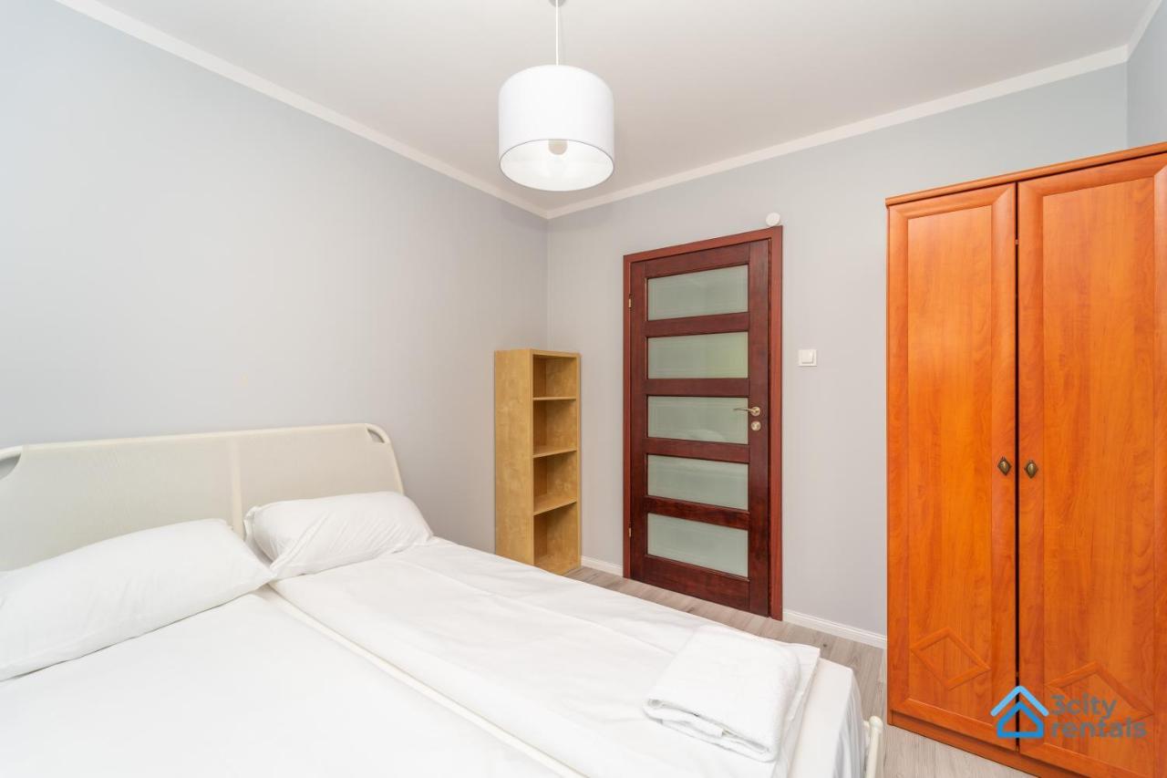 For 10 With Garden And Parking Appartamento