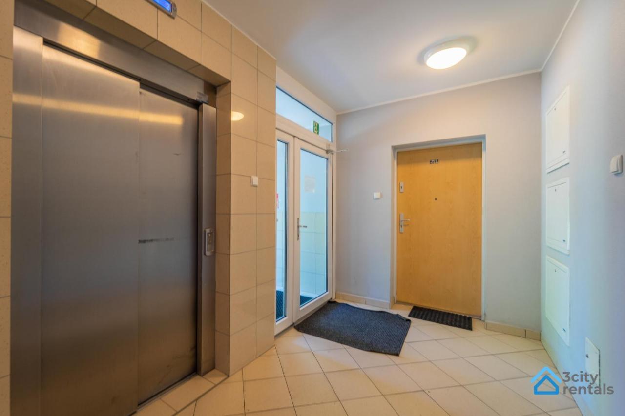 Appartamento For 10 With Garden And Parking Danzica