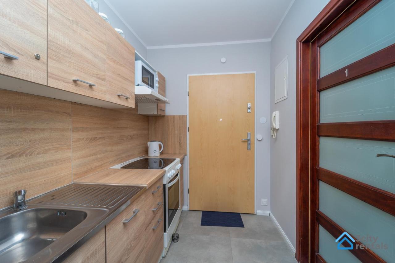 Apartment For 10 With Garden And Parking Danzig